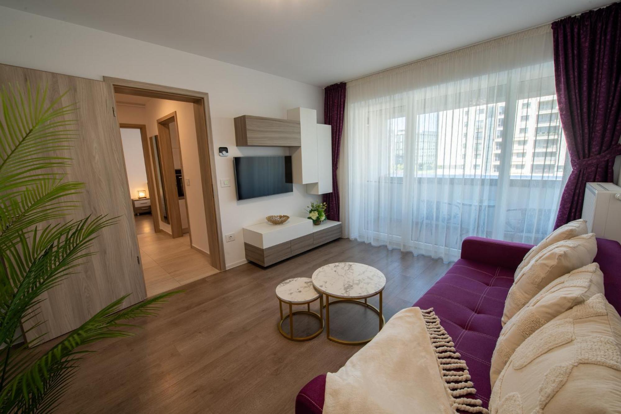 Coresi Vibe 207 Apartment